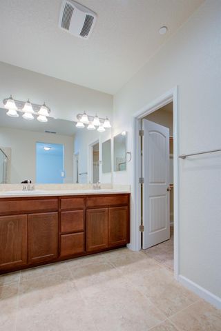 3105 Lake Hill Ct, Modesto, CA 95355