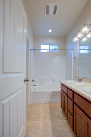 3105 Lake Hill Ct, Modesto, CA 95355