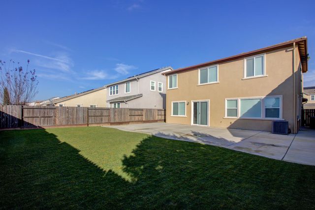 3105 Lake Hill Ct, Modesto, CA 95355