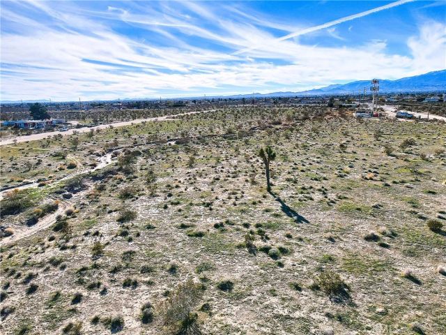 0 Johnson, Phelan, CA 92371