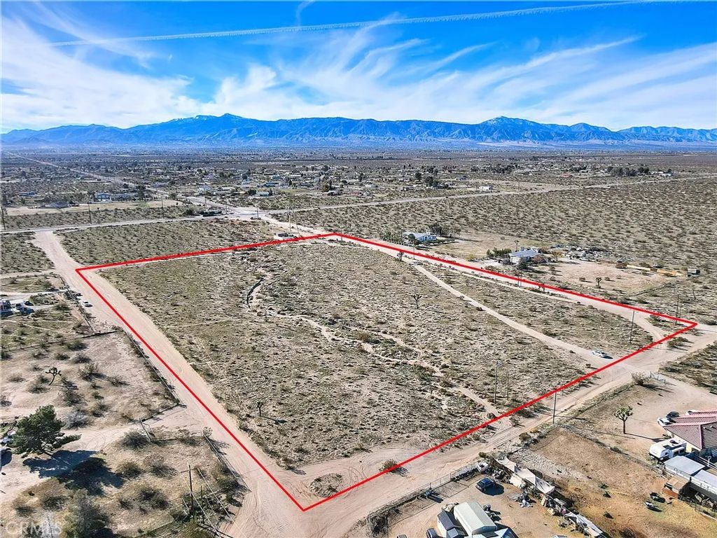 0 Johnson, Phelan, CA 92371