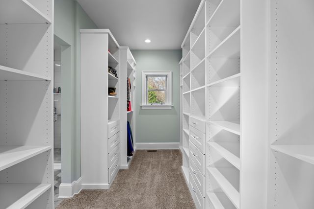 4 East Neck Road, Stonington, CT 06378