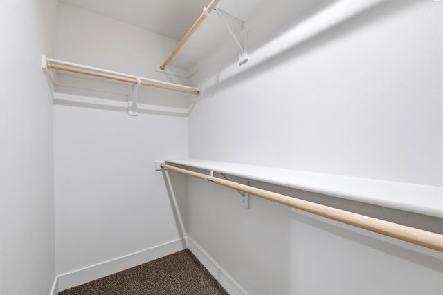 7423 Grapevine Ct, West Richland, WA 99353