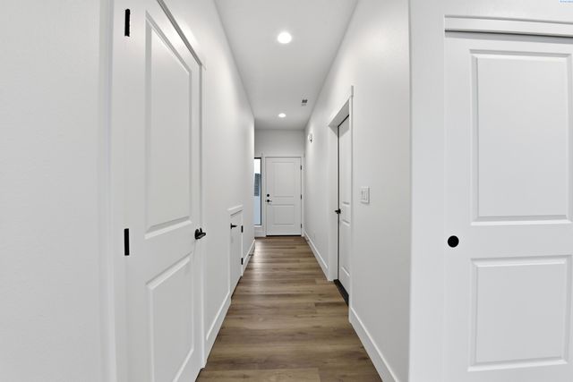 7423 Grapevine Ct, West Richland, WA 99353