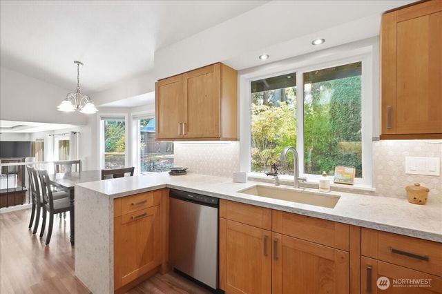 21816 117th Street Ct E, Bonney Lake, WA 98391