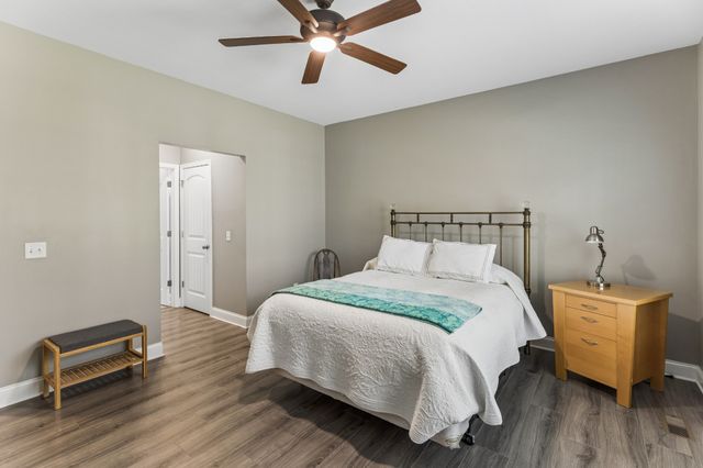 109 Duke Rd, Dickson, TN 37055