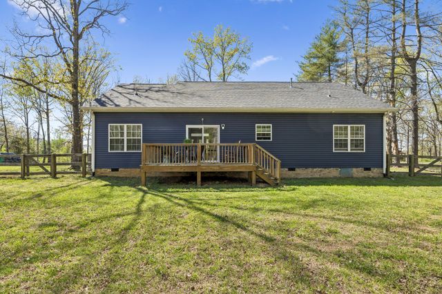 109 Duke Rd, Dickson, TN 37055
