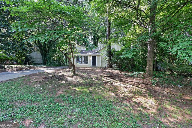 5105 Stone Trace, Stone Mountain, GA 30083