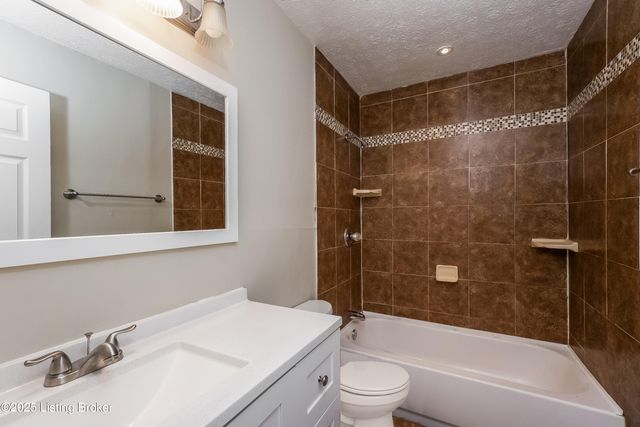 3804 Breckenridge Ln, Louisville, KY 40218