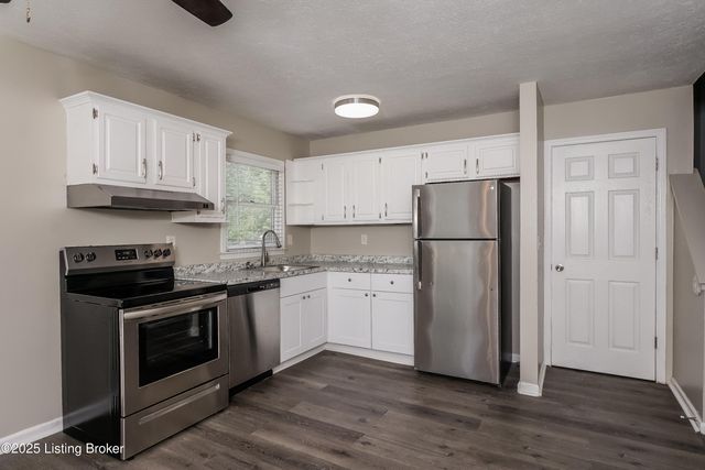 3804 Breckenridge Ln, Louisville, KY 40218