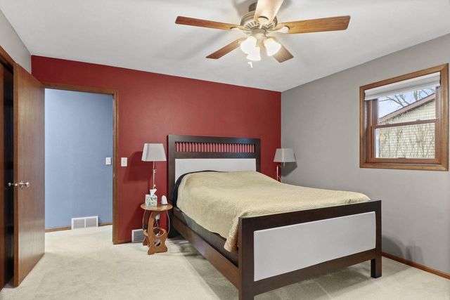 5602 Glenway Street, Mcfarland, WI 53558