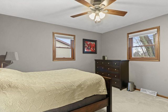 5602 Glenway Street, Mcfarland, WI 53558