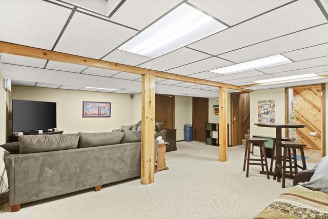 5602 Glenway Street, Mcfarland, WI 53558