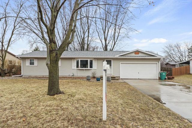 5602 Glenway Street, Mcfarland, WI 53558