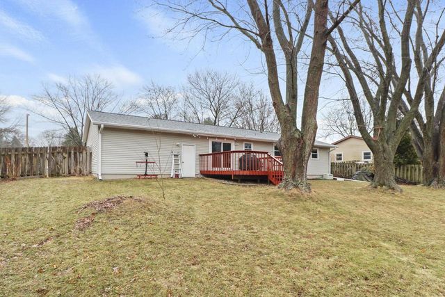 5602 Glenway Street, Mcfarland, WI 53558