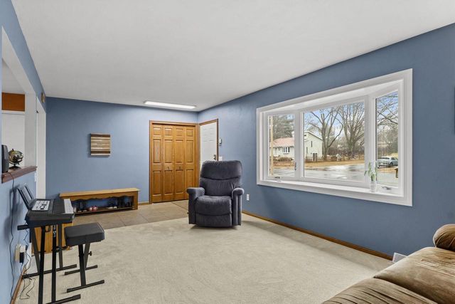 5602 Glenway Street, Mcfarland, WI 53558