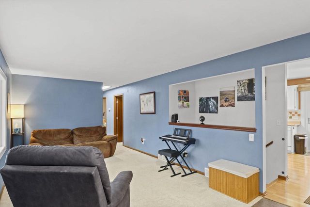 5602 Glenway Street, Mcfarland, WI 53558