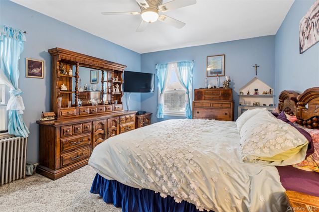 9 Clinton Street, Elmont, NY 11003