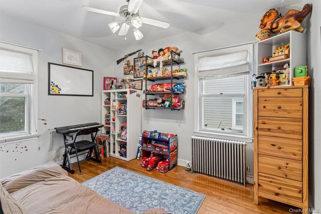 9 Clinton Street, Elmont, NY 11003