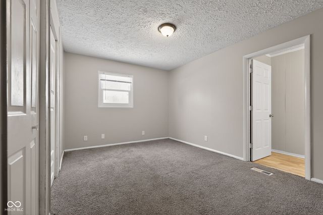 9819 Bishop Court, Indianapolis, IN 46235