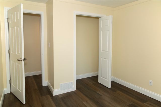 387 W Wylie Ave, Canton Twp, PA 15301