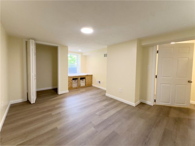 387 W Wylie Ave, Canton Twp, PA 15301