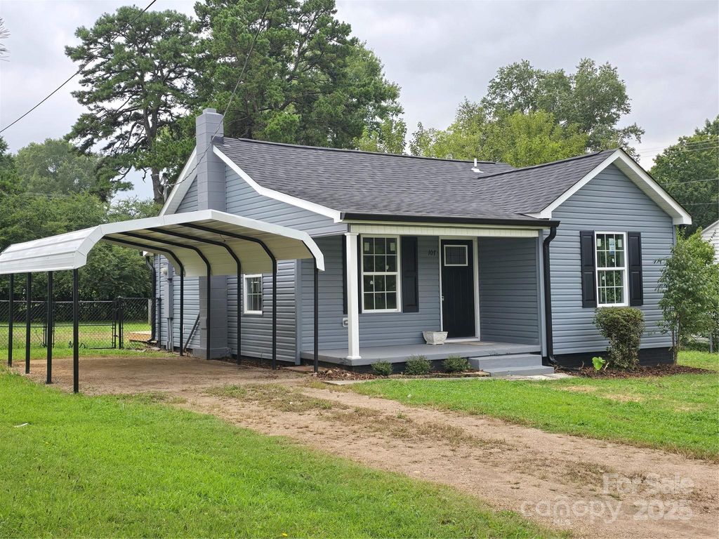 107 W 21st Street, Kannapolis, NC 28081