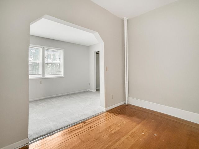 2725 Dupont Avenue S, Minneapolis, MN 55408
