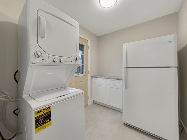 2725 Dupont Avenue S, Minneapolis, MN 55408