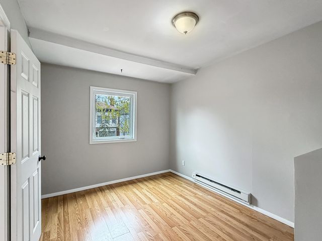 2725 Dupont Avenue S, Minneapolis, MN 55408
