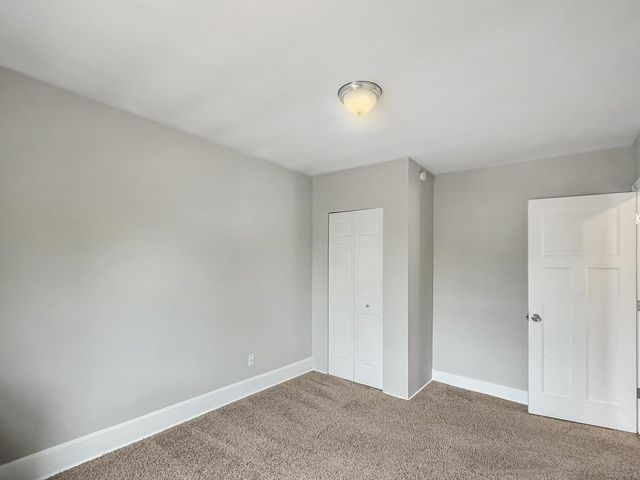 2725 Dupont Avenue S, Minneapolis, MN 55408