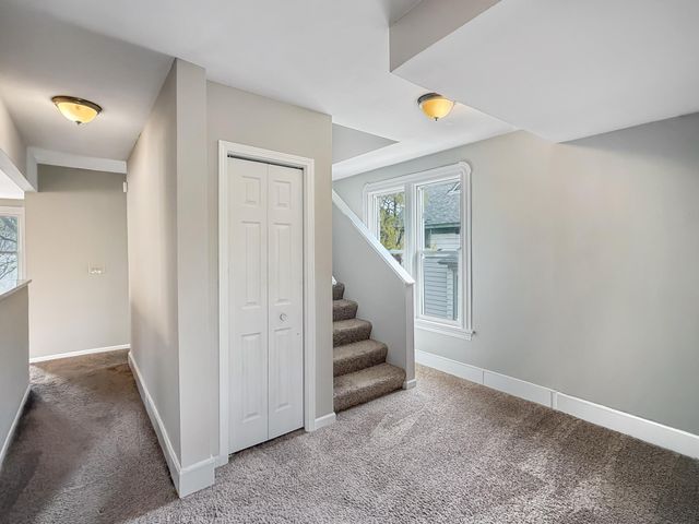 2725 Dupont Avenue S, Minneapolis, MN 55408