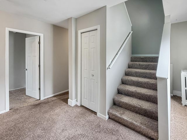 2725 Dupont Avenue S, Minneapolis, MN 55408