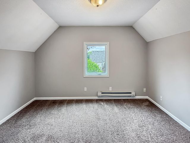 2725 Dupont Avenue S, Minneapolis, MN 55408