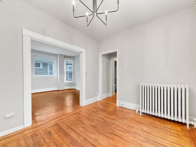 2725 Dupont Avenue S, Minneapolis, MN 55408