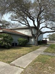 6166 Hidden Oaks 3, Corpus Christi, TX 78412