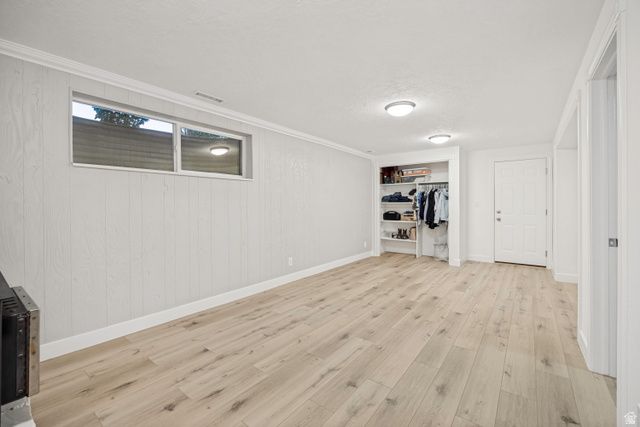 321 E 700 S, Farmington, UT 84025