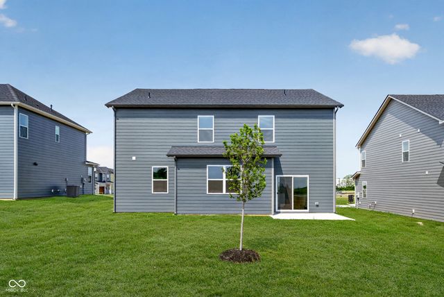 903 Sugarland Way, Greenwood, IN 46143