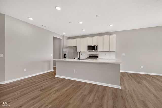 903 Sugarland Way, Greenwood, IN 46143