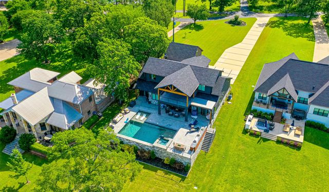 5629 Lakeshore Court, Log Cabin, TX 75148