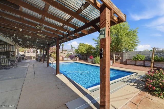 5831 Rebecca Road, Las Vegas, NV 89130