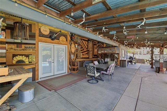 5831 Rebecca Road, Las Vegas, NV 89130