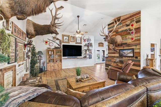 5831 Rebecca Road, Las Vegas, NV 89130