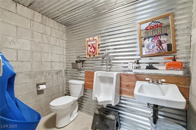 5831 Rebecca Road, Las Vegas, NV 89130