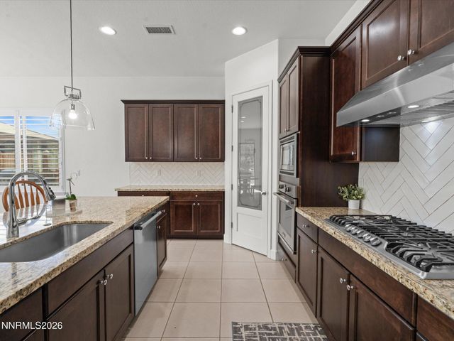 11682 Vista Park Drive, Sparks, NV 89441
