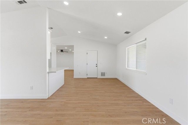 22557 Ojai Road, Apple Valley, CA 92308