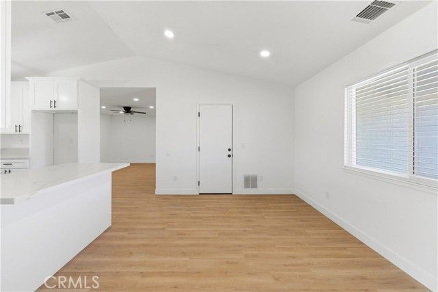 22557 Ojai Road, Apple Valley, CA 92308