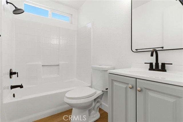 22557 Ojai Road, Apple Valley, CA 92308