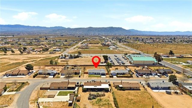 22557 Ojai Road, Apple Valley, CA 92308