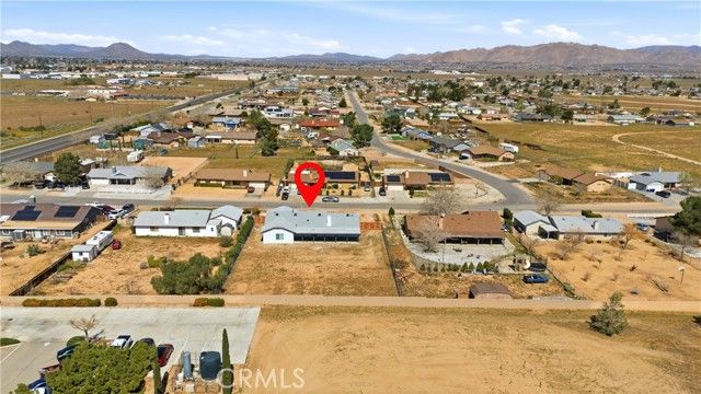 22557 Ojai Road, Apple Valley, CA 92308